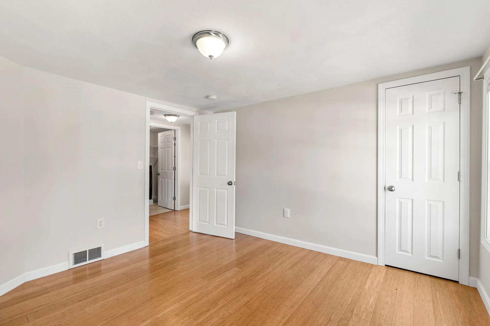 20 Dodge Street Rochester NH 03867