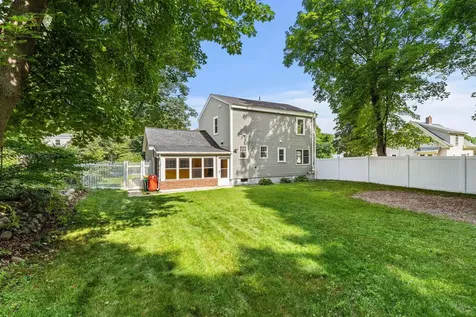 20 Dodge Street Rochester NH 03867