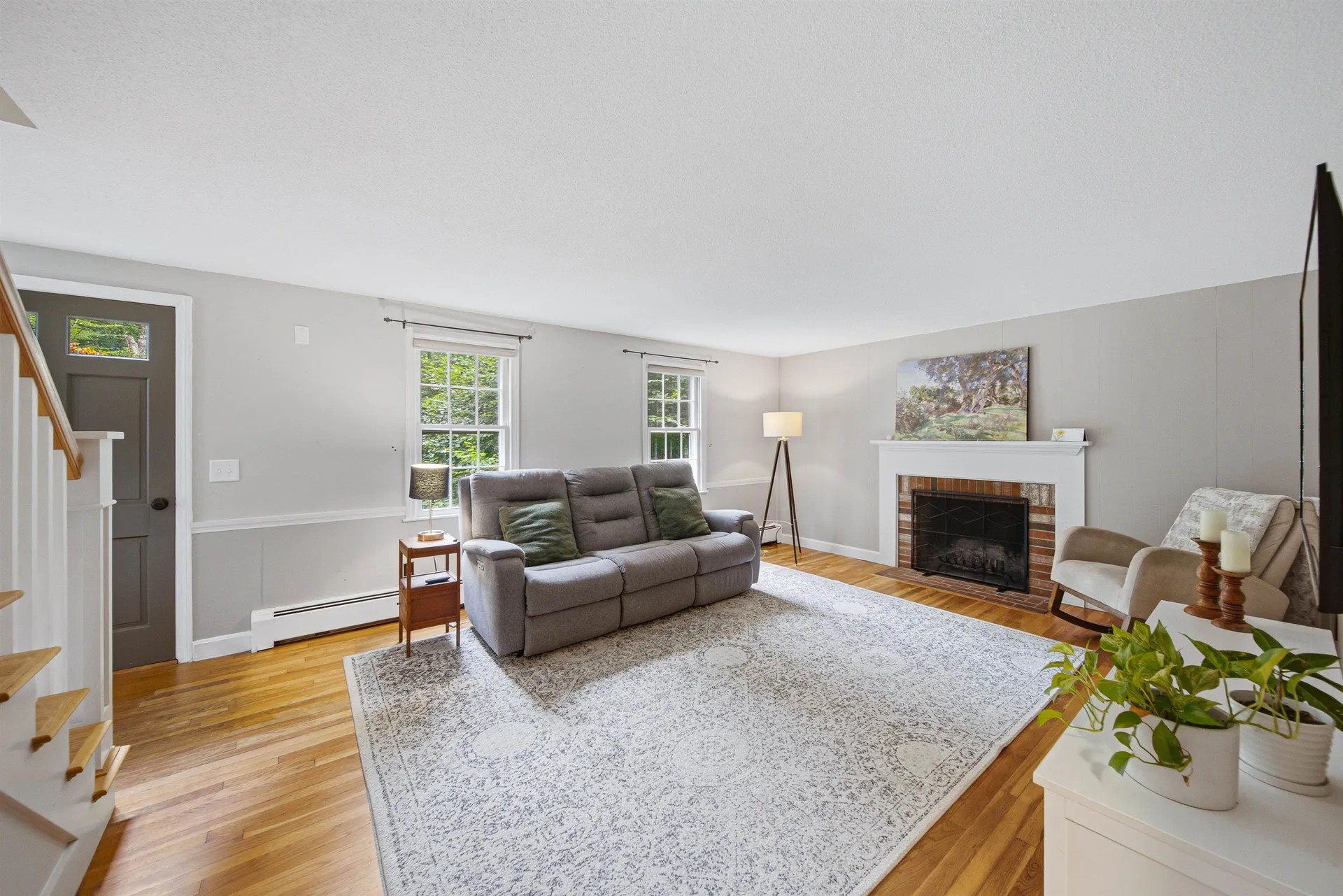 24 Manchester Road Amherst NH 03031