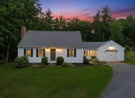 24 Manchester Road Amherst NH 03031