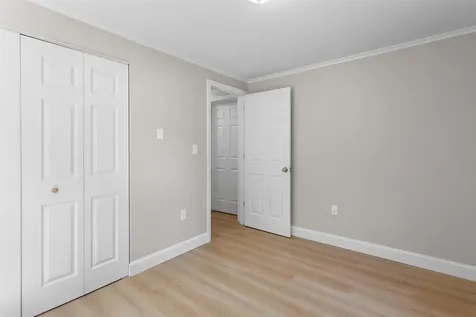 14 Derryfield Road Derry NH 03038
