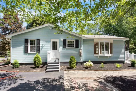 14 Derryfield Road Derry NH 03038