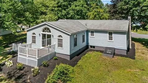 14 Derryfield Road Derry NH 03038