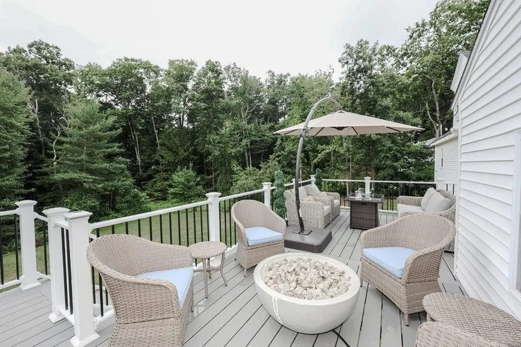 109 Pillsbury Road Londonderry NH 03053
