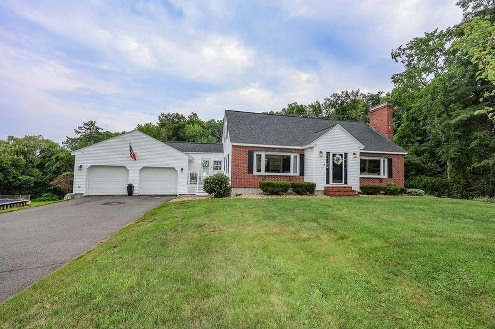 109 Pillsbury Road Londonderry NH 03053