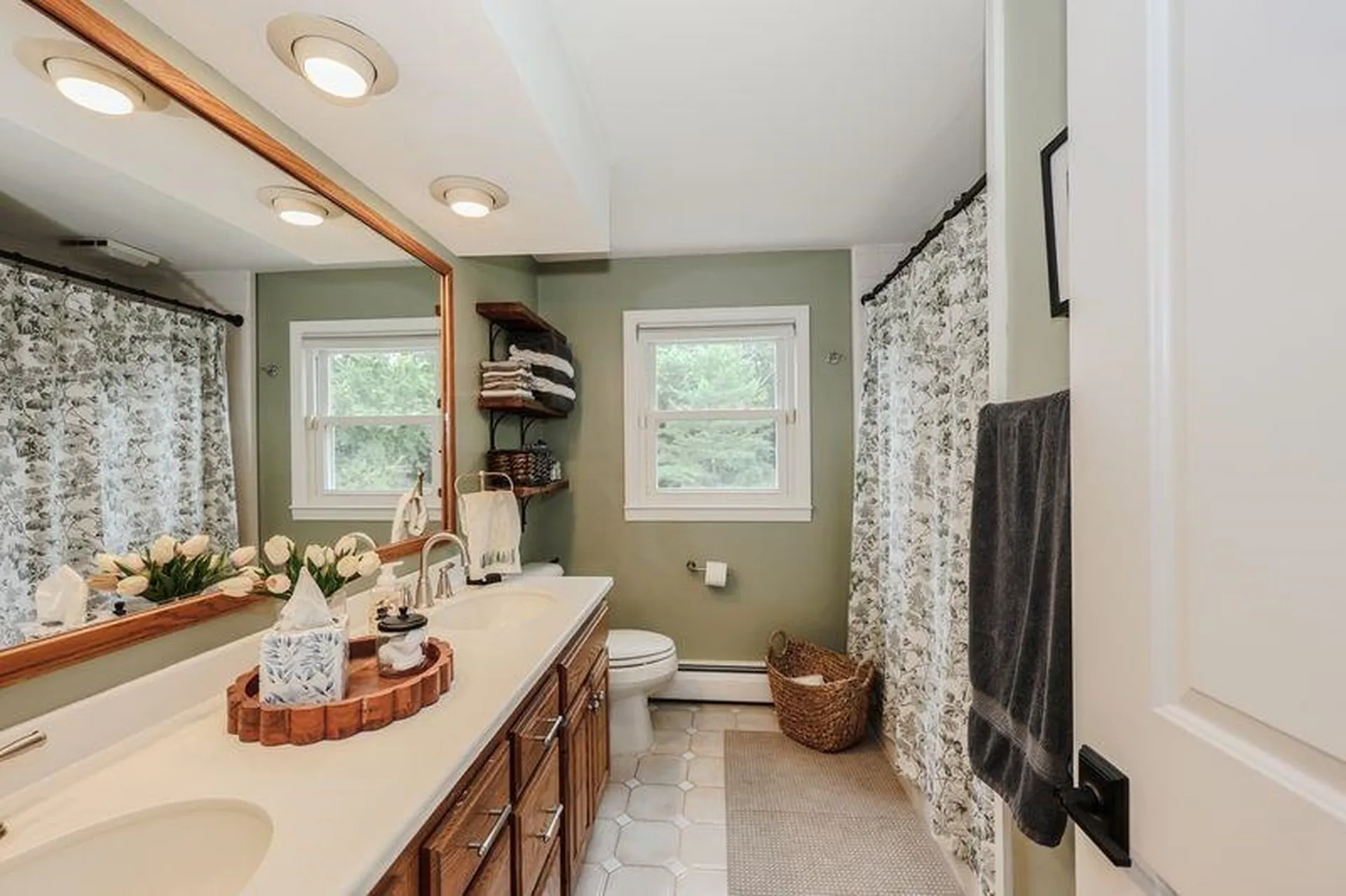 109 Pillsbury Road Londonderry NH 03053