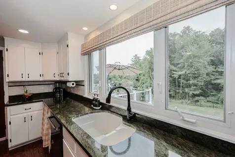 109 Pillsbury Road Londonderry NH 03053