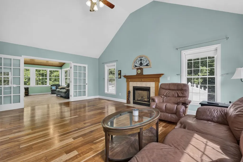 14 Naumkeag Court Litchfield NH 03052