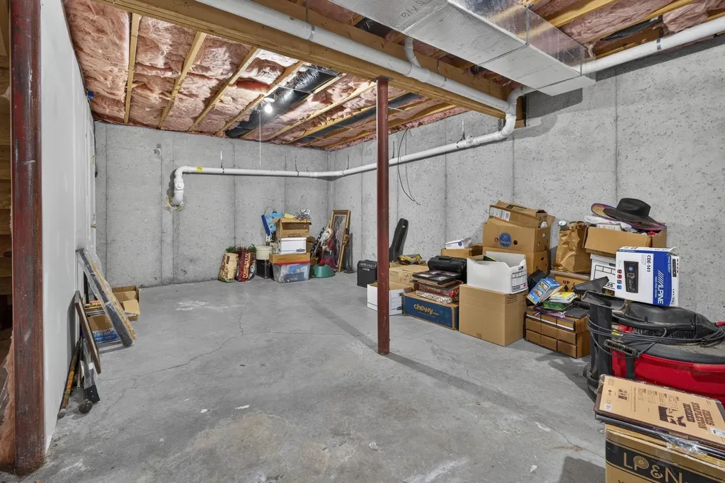 14 Naumkeag Court Litchfield NH 03052