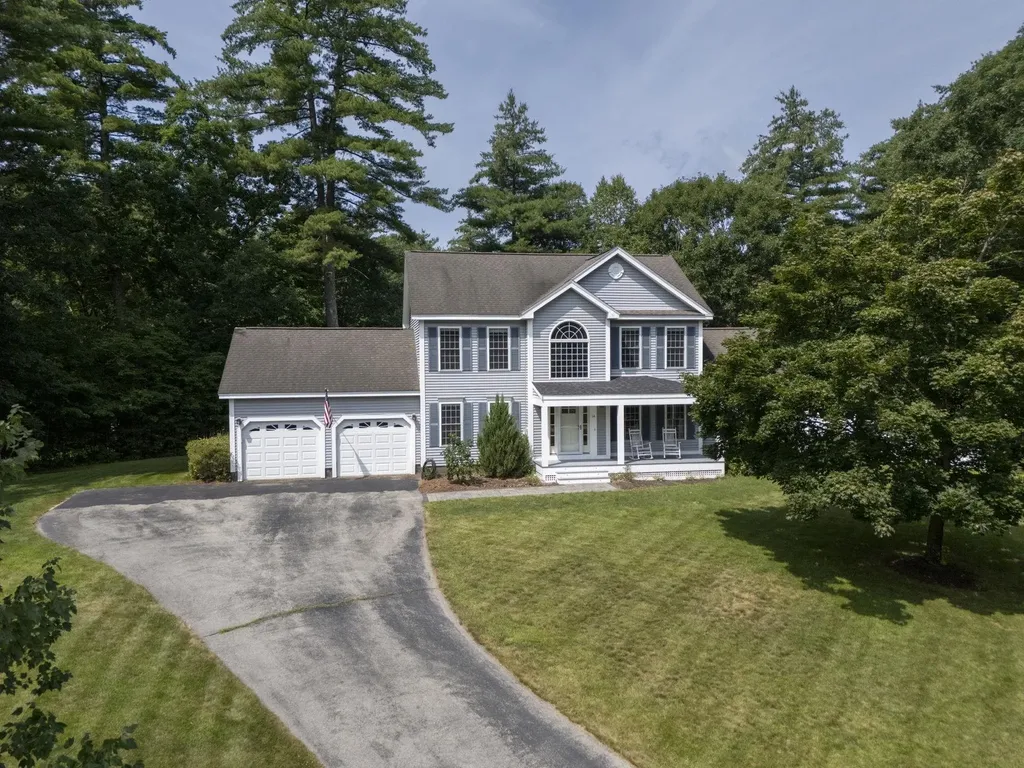14 Naumkeag Court Litchfield NH 03052
