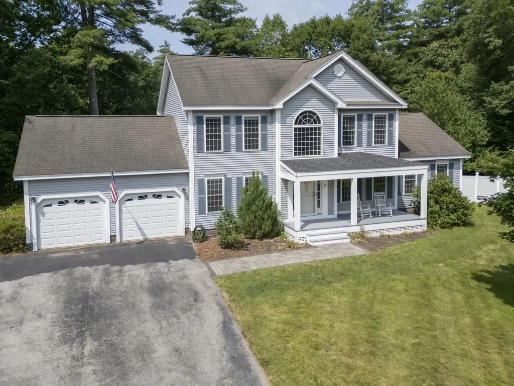 14 Naumkeag Court Litchfield NH 03052