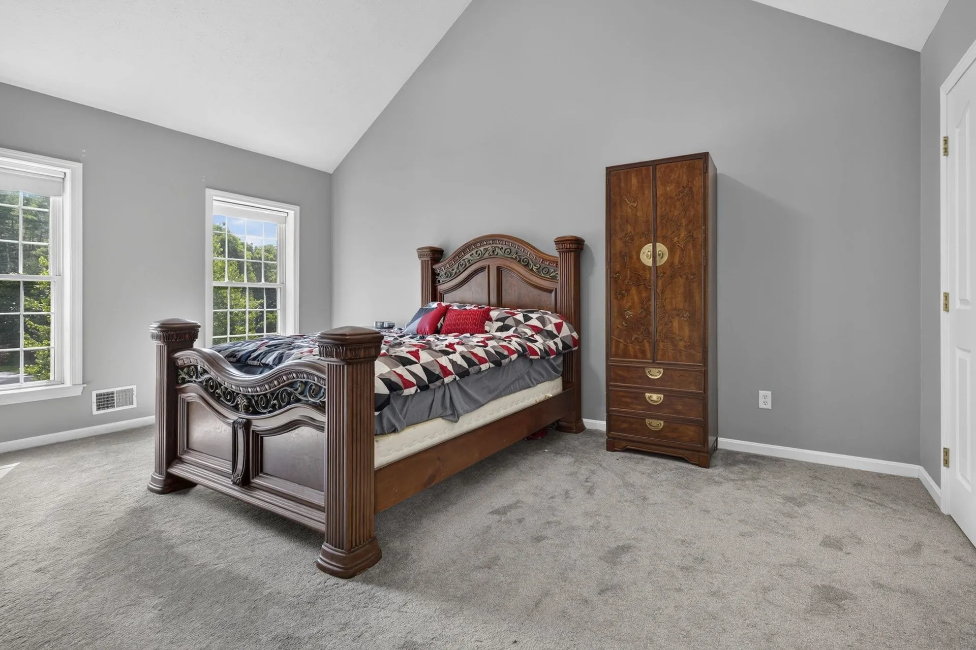 14 Naumkeag Court Litchfield NH 03052