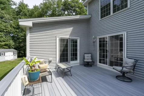 14 Naumkeag Court Litchfield NH 03052