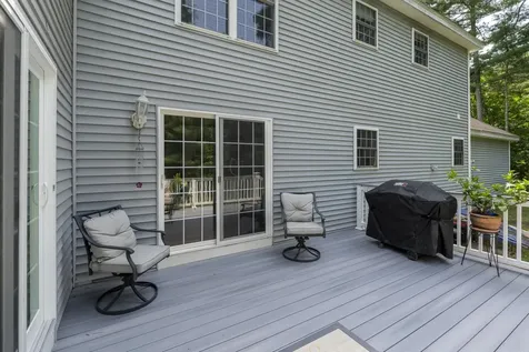 14 Naumkeag Court Litchfield NH 03052