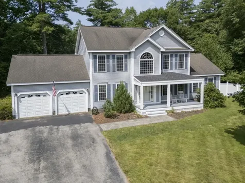 14 Naumkeag Court Litchfield NH 03052