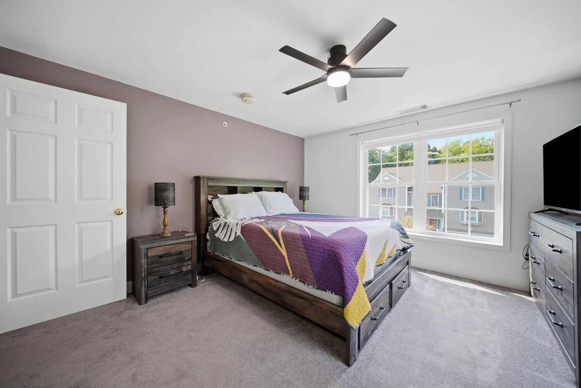 6 Crestview Circle Londonderry NH 03053