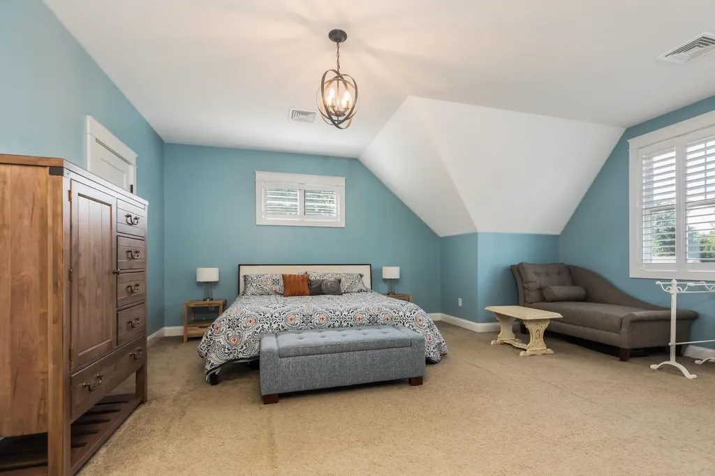 50 Laredo Lane Rochester NH 03868-4400