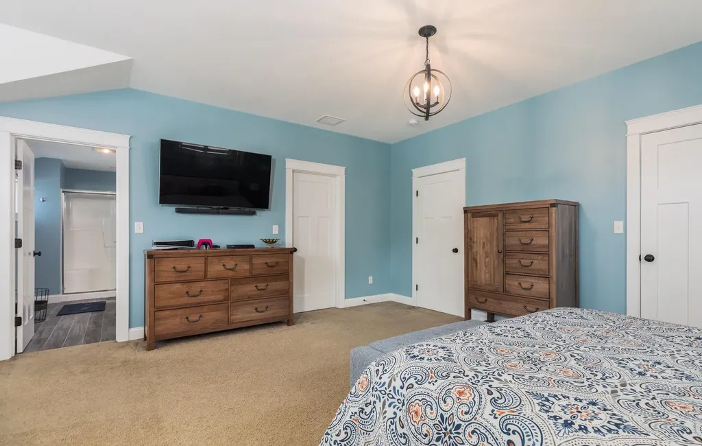 50 Laredo Lane Rochester NH 03868-4400