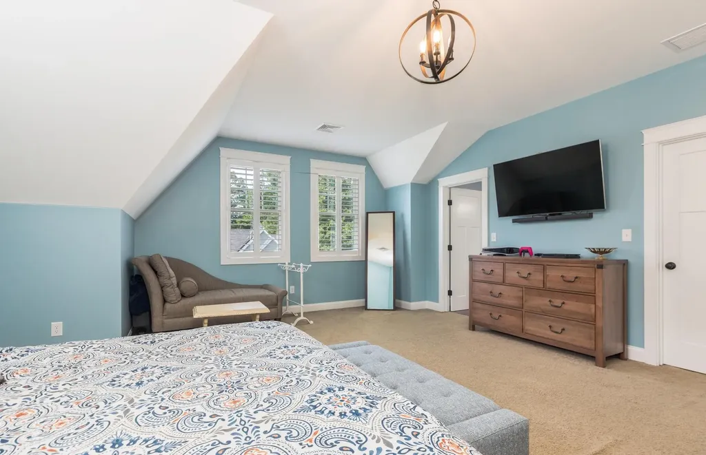 50 Laredo Lane Rochester NH 03868-4400