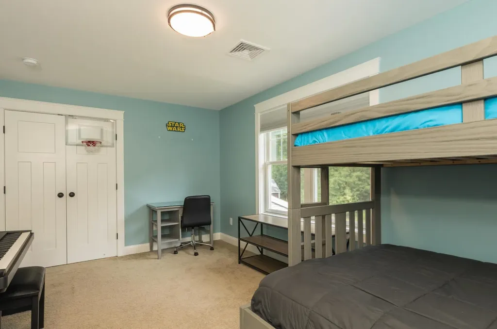 50 Laredo Lane Rochester NH 03868-4400