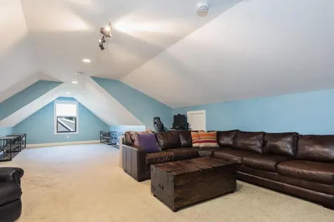50 Laredo Lane Rochester NH 03868-4400