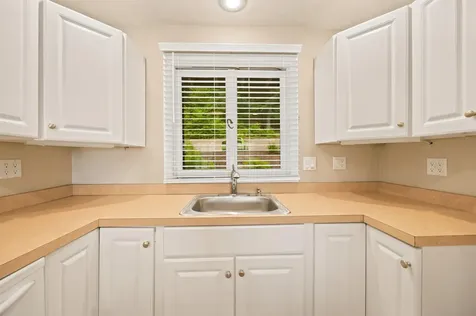 883 Weirs Boulevard Laconia NH 03246