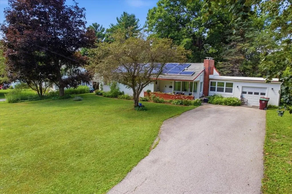 308 Crescent Boulevard Bennington VT 05201