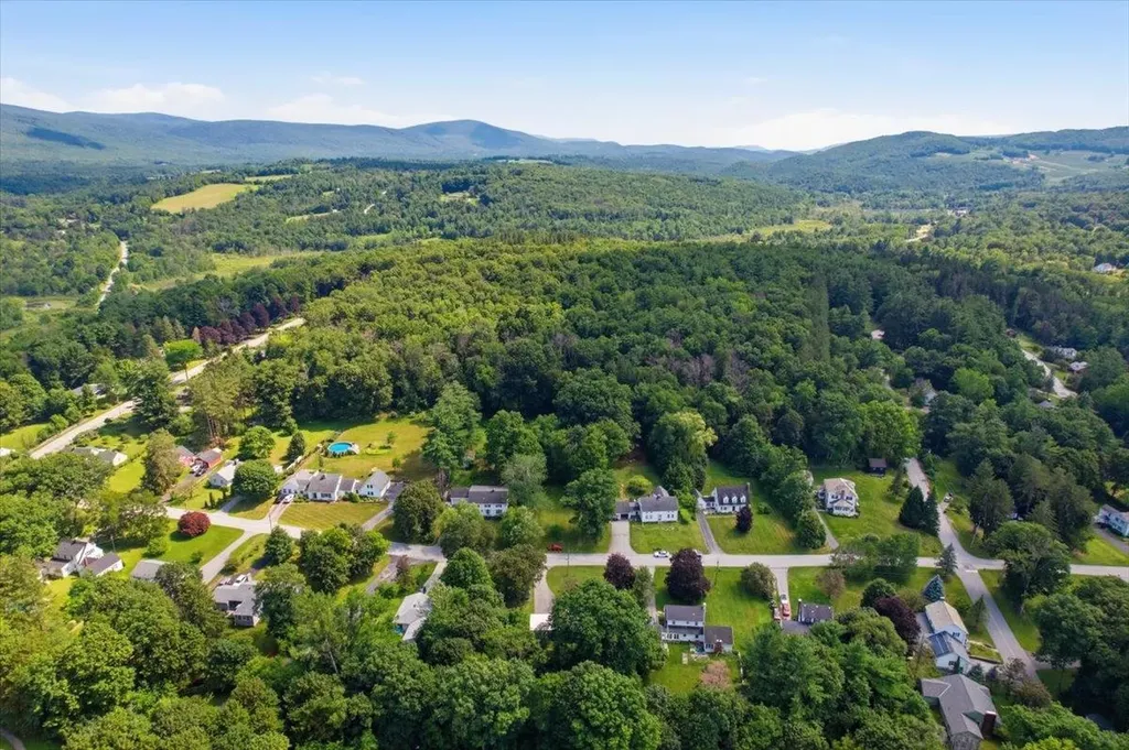 308 Crescent Boulevard Bennington VT 05201