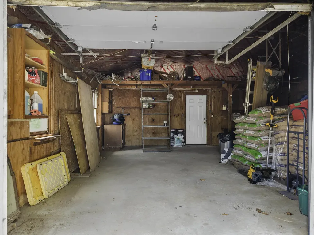 935 Battle Street Webster NH 03303