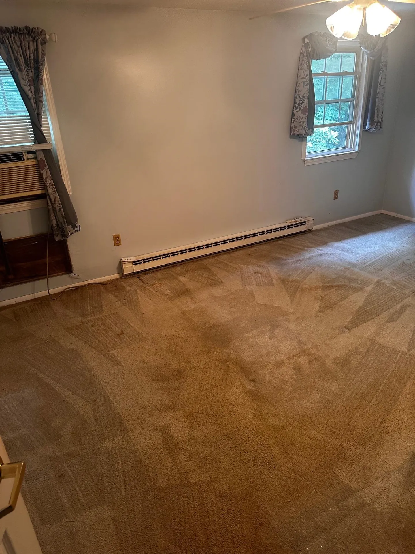 49 Oakridge Drive Londonderry NH 03053