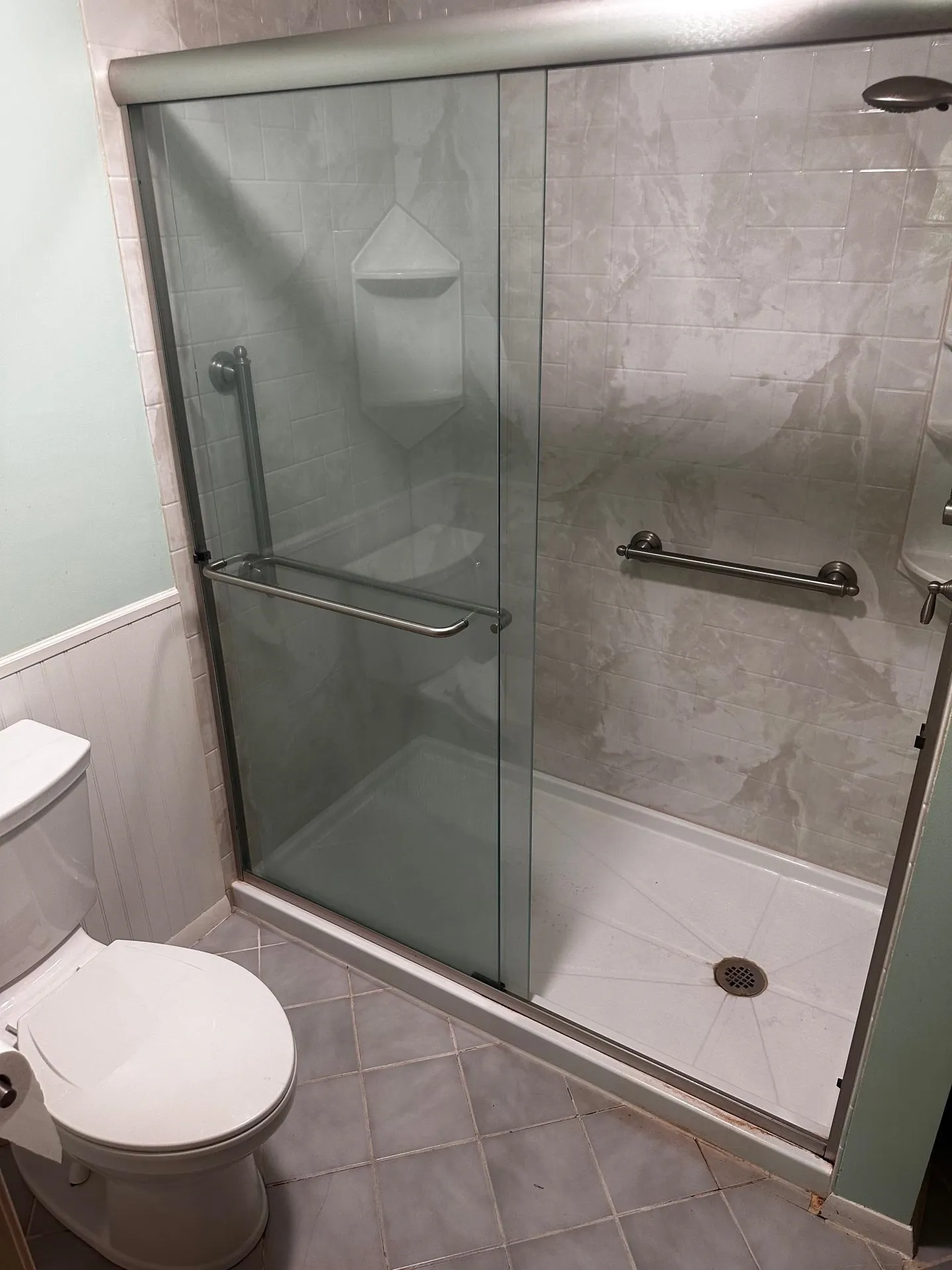 49 Oakridge Drive Londonderry NH 03053