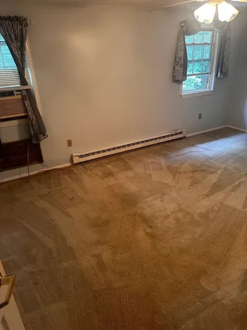 49 Oakridge Drive Londonderry NH 03053