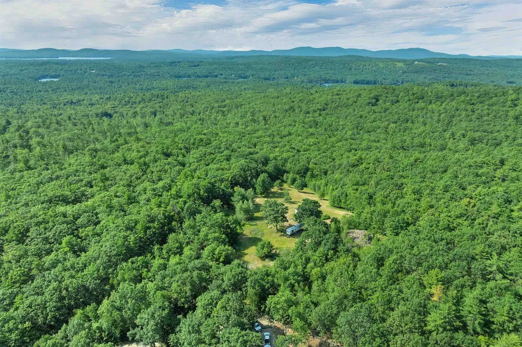 67 Pumpkin Lane Wakefield NH 03872