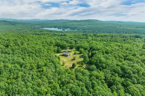 67 Pumpkin Lane Wakefield NH 03872