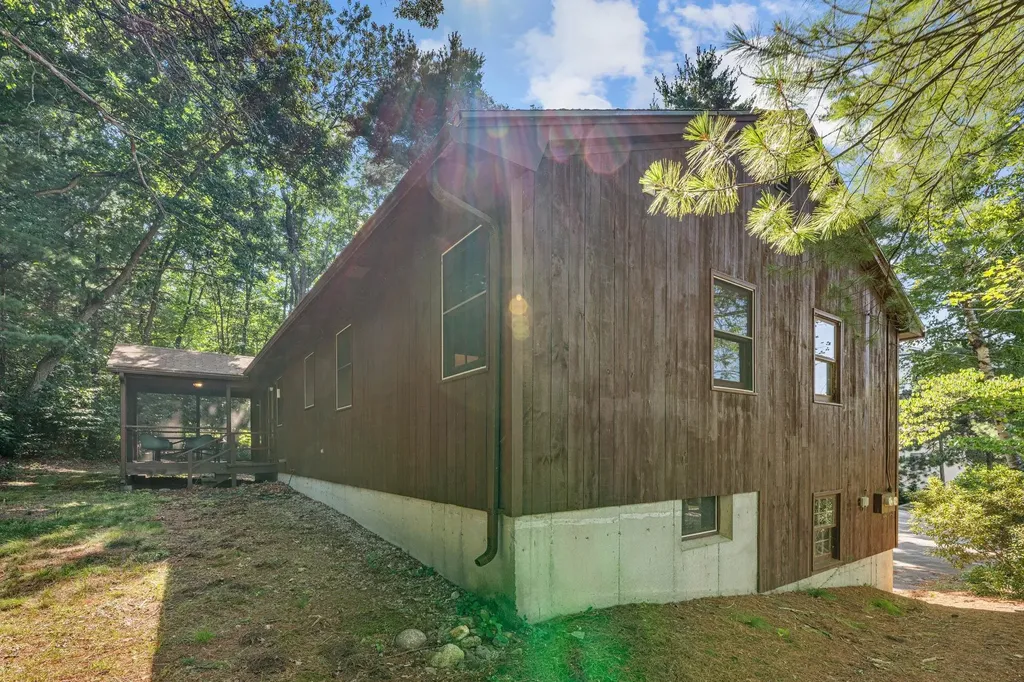 312 Walnut Hill Avenue Manchester NH 03104