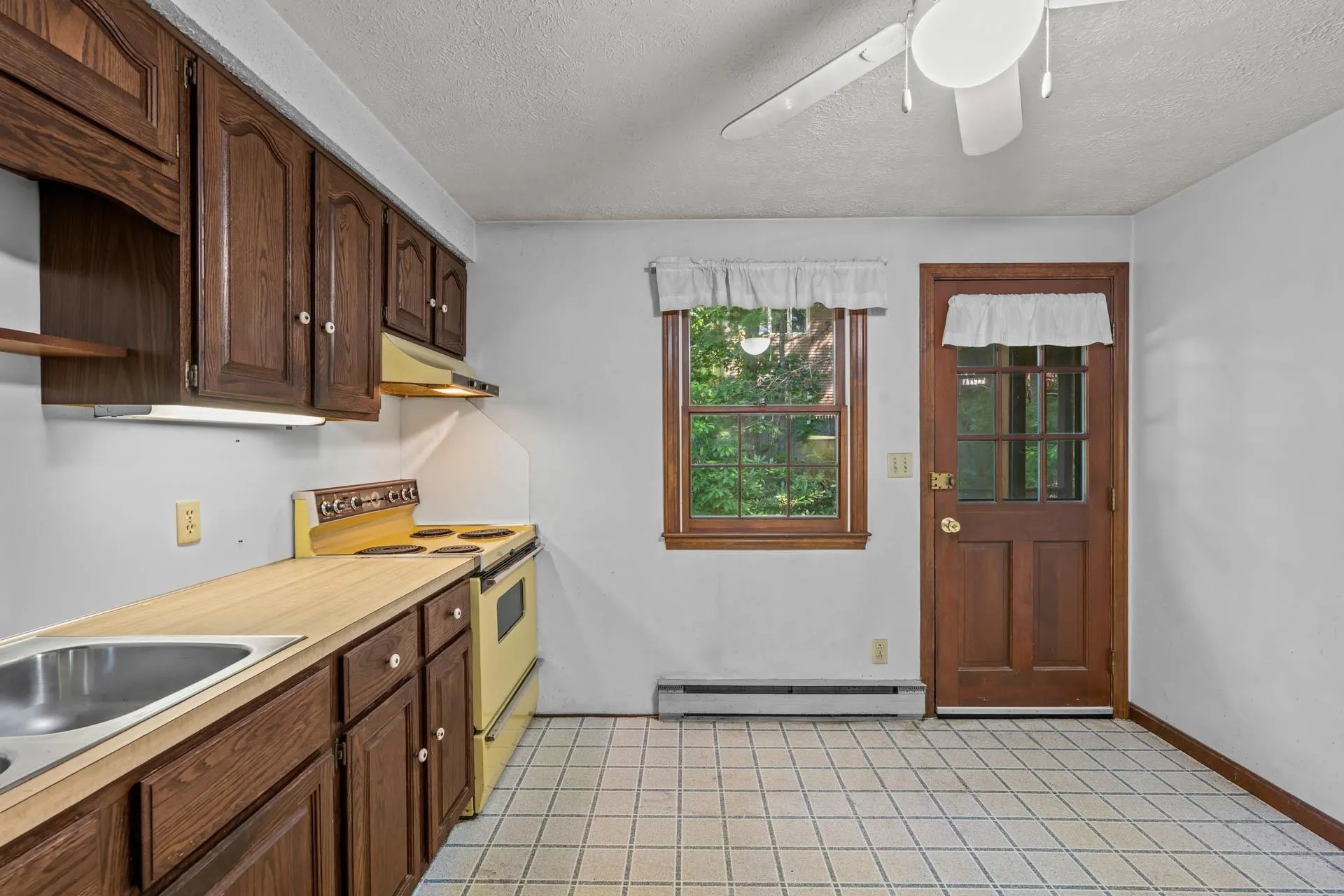 312 Walnut Hill Avenue Manchester NH 03104