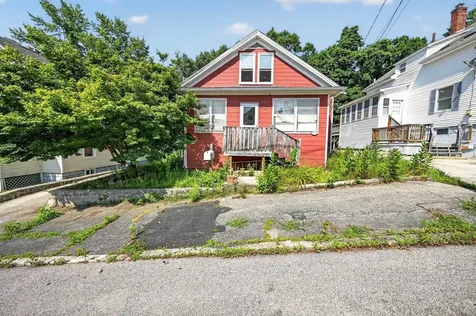 226 Lafayette Street Manchester NH 03102