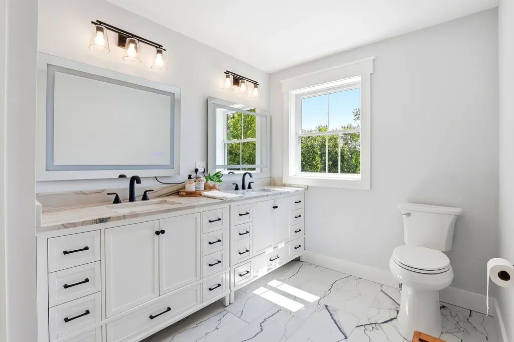 16 Spruce Pond Drive Strafford NH 03884