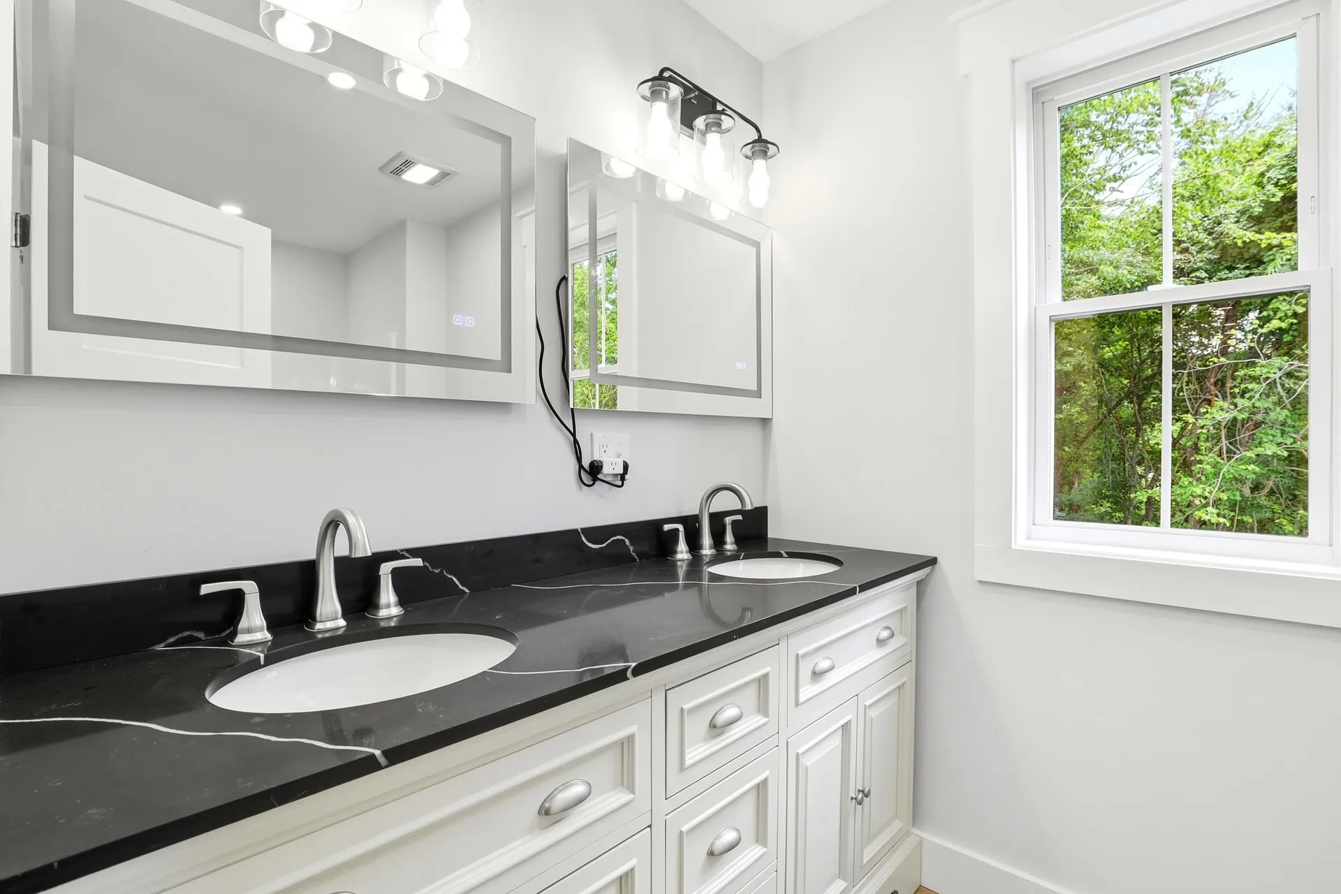 16 Spruce Pond Drive Strafford NH 03884