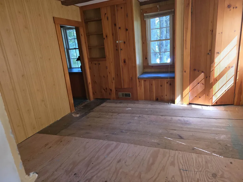139 Pleasant Valley Road Springfield VT 05156