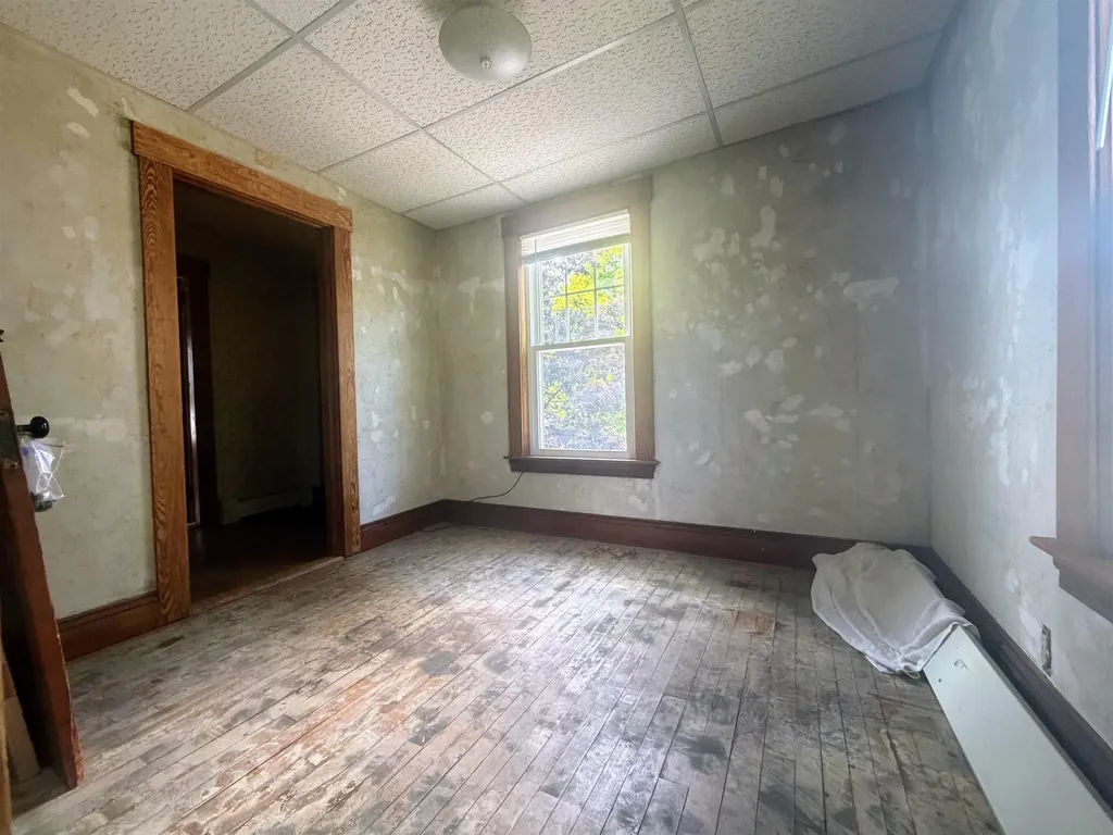 32 Hartness Avenue Springfield VT 05156