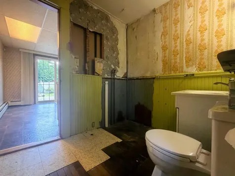 32 Hartness Avenue Springfield VT 05156