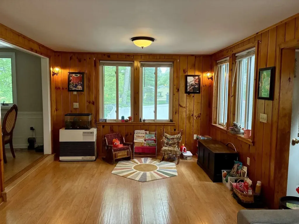 421 Pleasant Street Laconia NH 03246