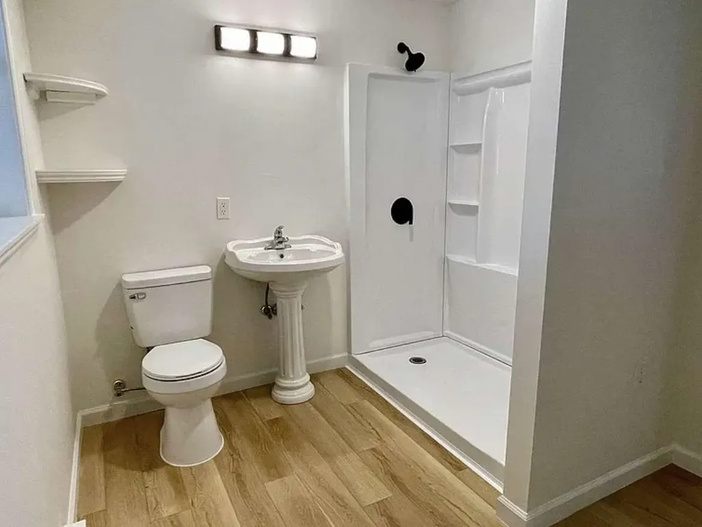 421 Pleasant Street Laconia NH 03246