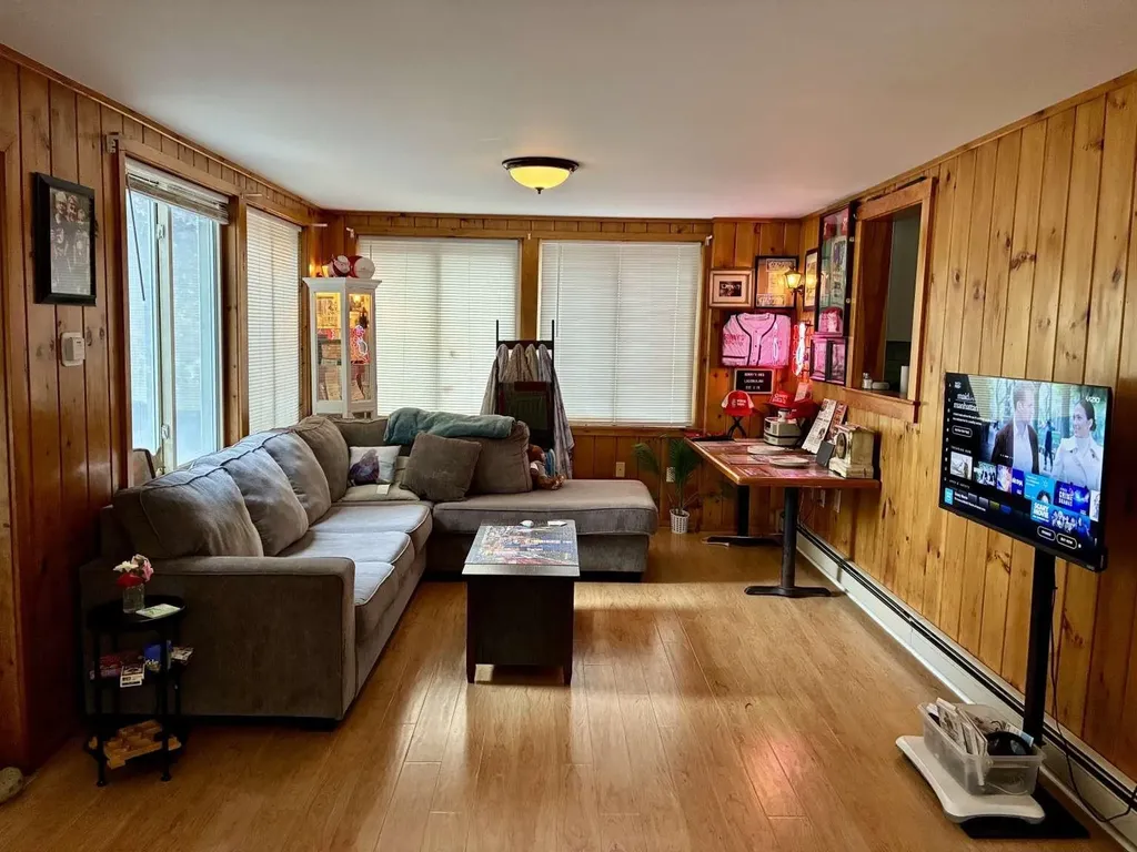 421 Pleasant Street Laconia NH 03246