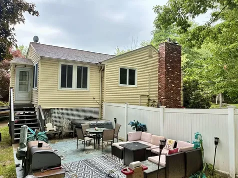 421 Pleasant Street Laconia NH 03246