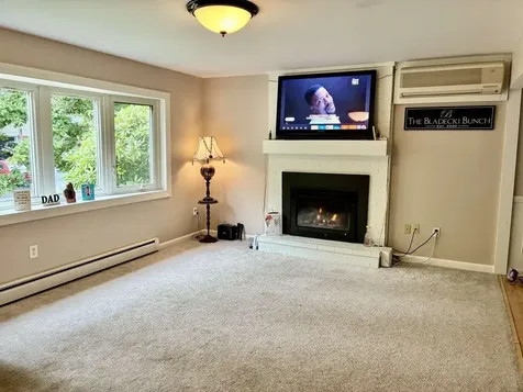 421 Pleasant Street Laconia NH 03246