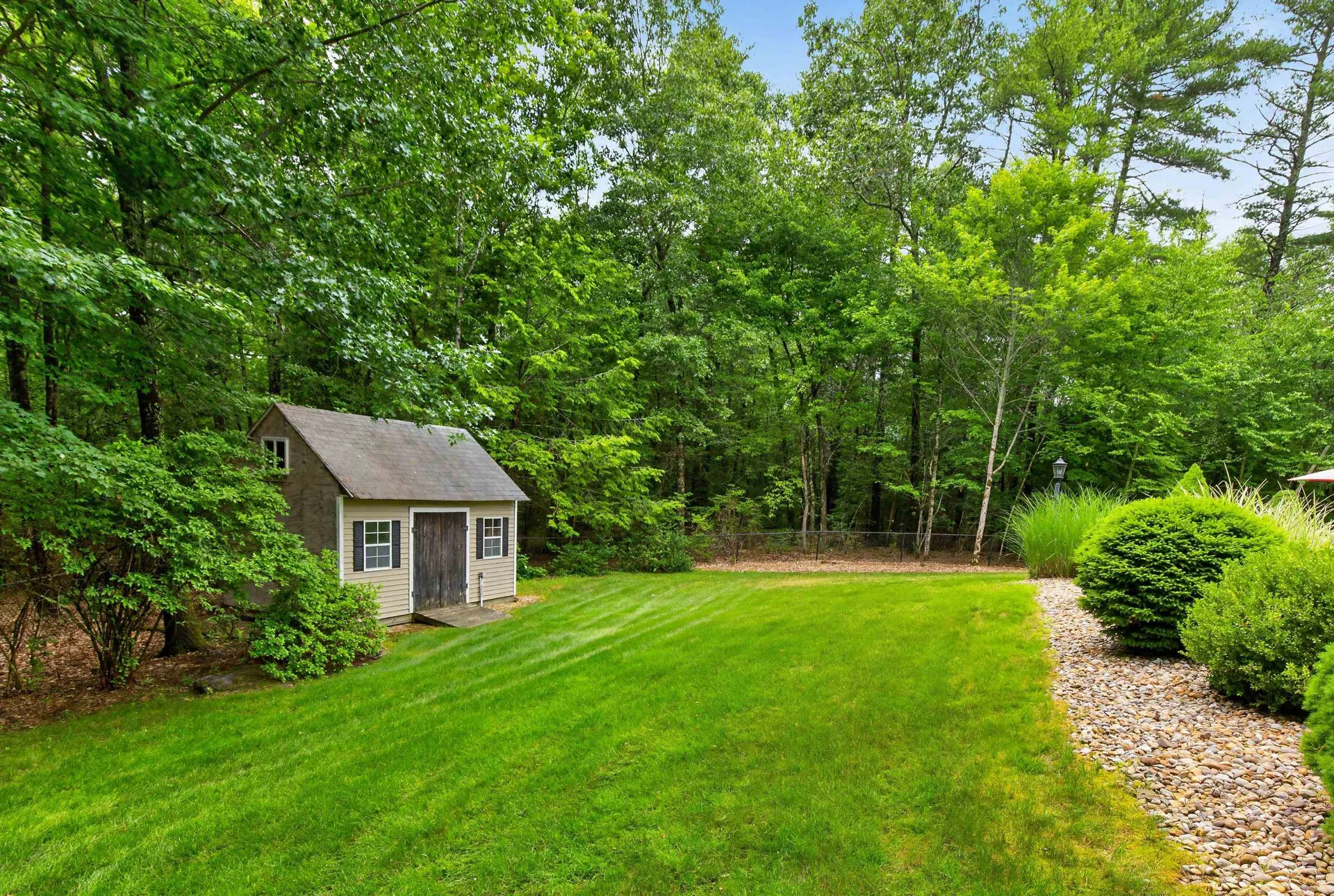 24 Thurston Drive Lee NH 03861