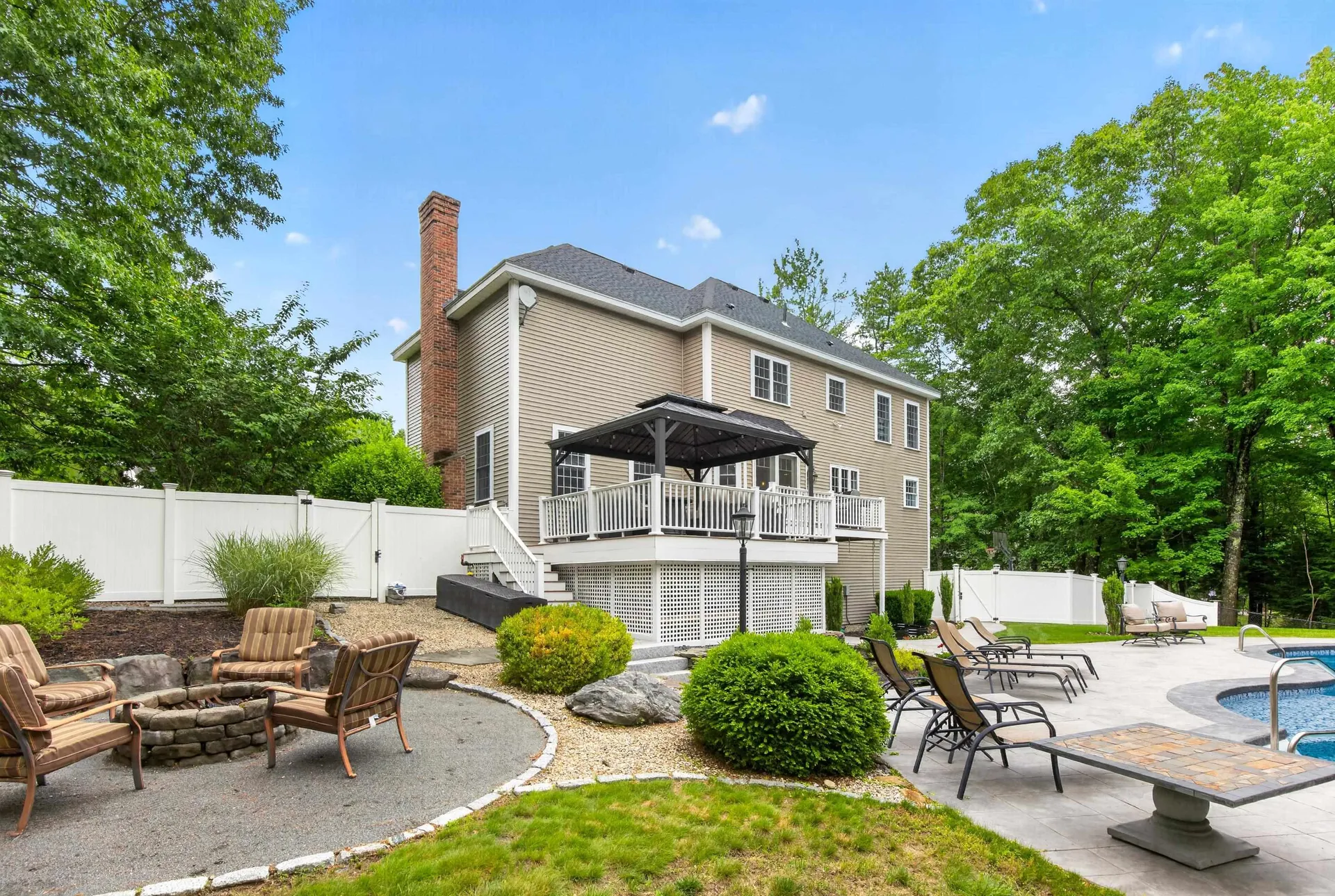 24 Thurston Drive Lee NH 03861