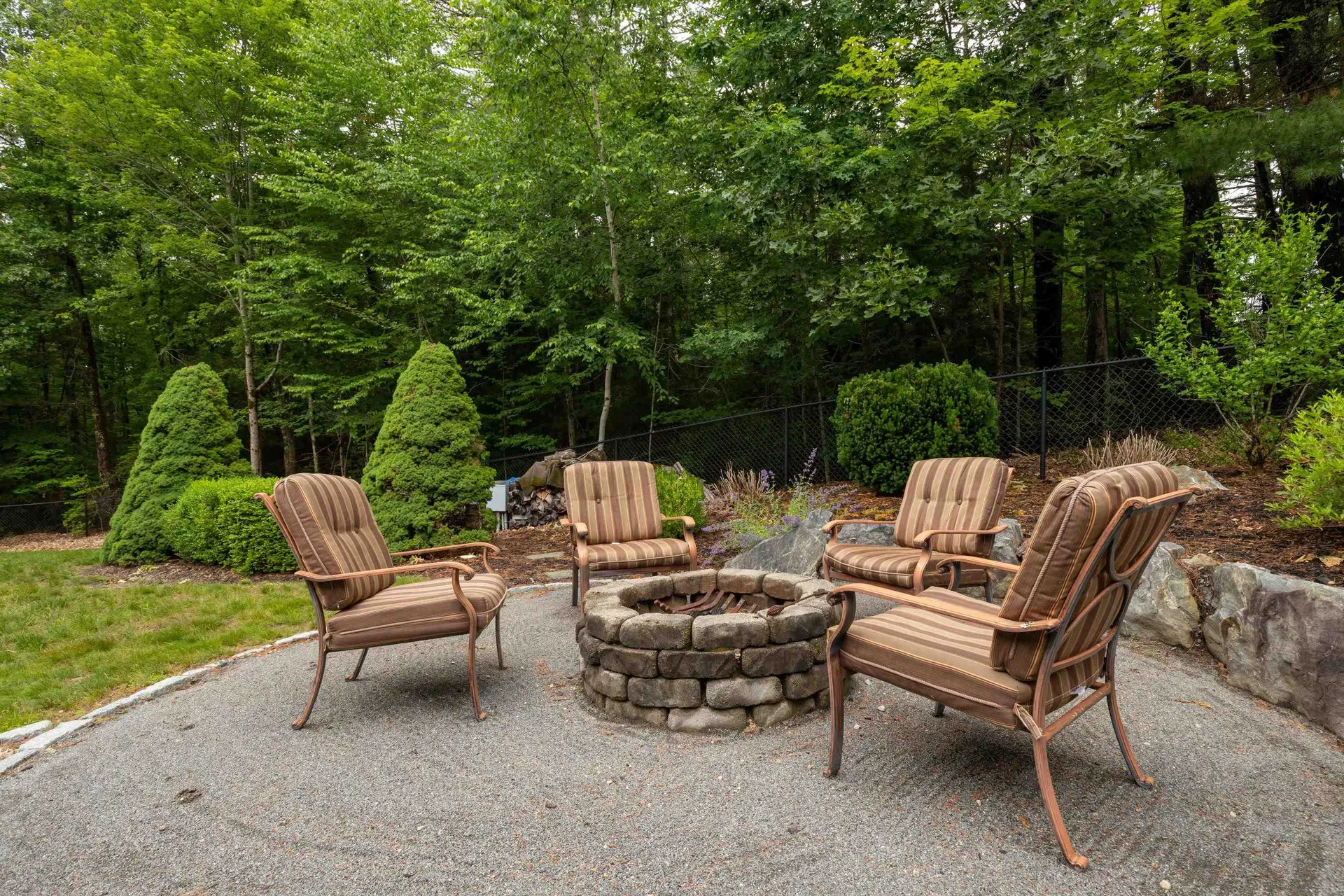 24 Thurston Drive Lee NH 03861
